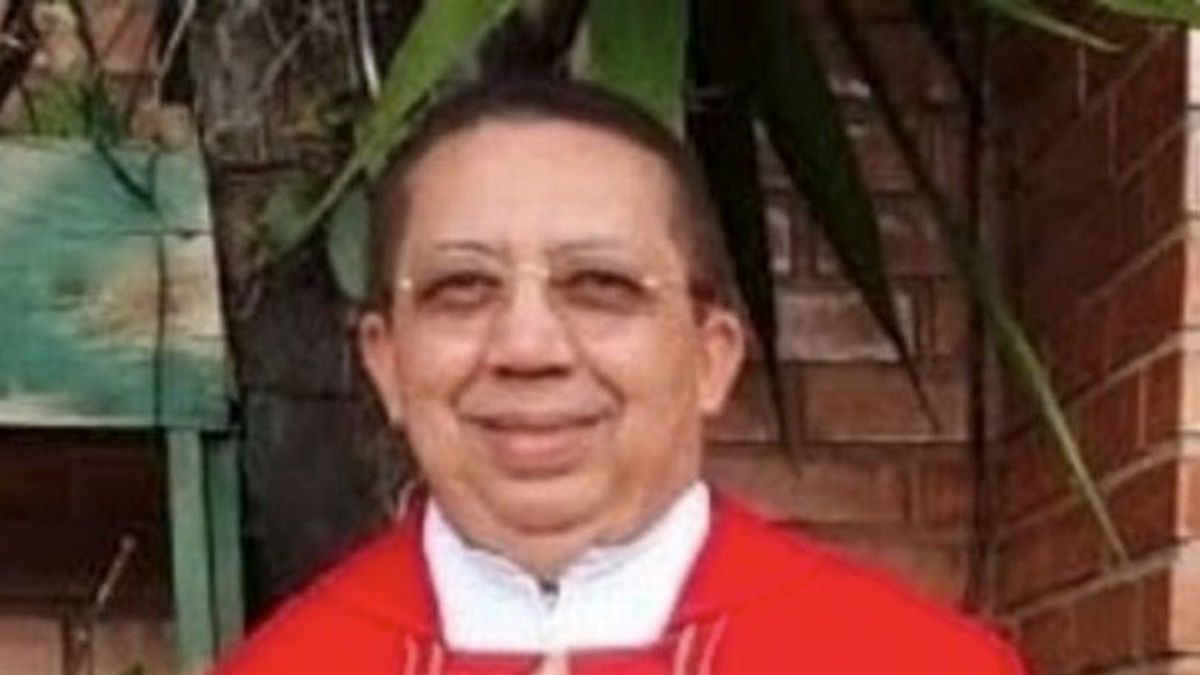 Ojciec José Maria został zdemaskowany jako hipokryta. Nagrano go na igraszkach z młodym mężczyzną