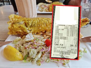 Obiad dla 2 osób w Kołobrzegu. 210 zł za kg flądry