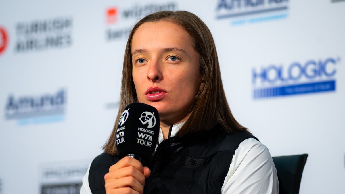 STUTTGART, GERMANY - APRIL 20: Iga Swiatek of Poland talks to the media after losing to Elena Rybakina of Kazakhstan in the semi-final on Day Six of the Porsche Tennis Grand Prix Stuttgart 2024 at Porsche Arena on April 20, 2024 in Stuttgart, Germany (Photo by Robert Prange/Getty Images)
