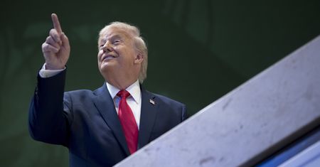 Trump chce Grenlandii. Czy doprowadzi do aneksji nawet przy użyciu siły? Sondaż dla WP