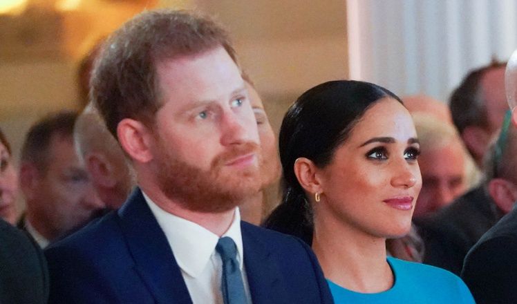 Meghan Markle i książę Harry pokazali pociechy na świątecznej kartce