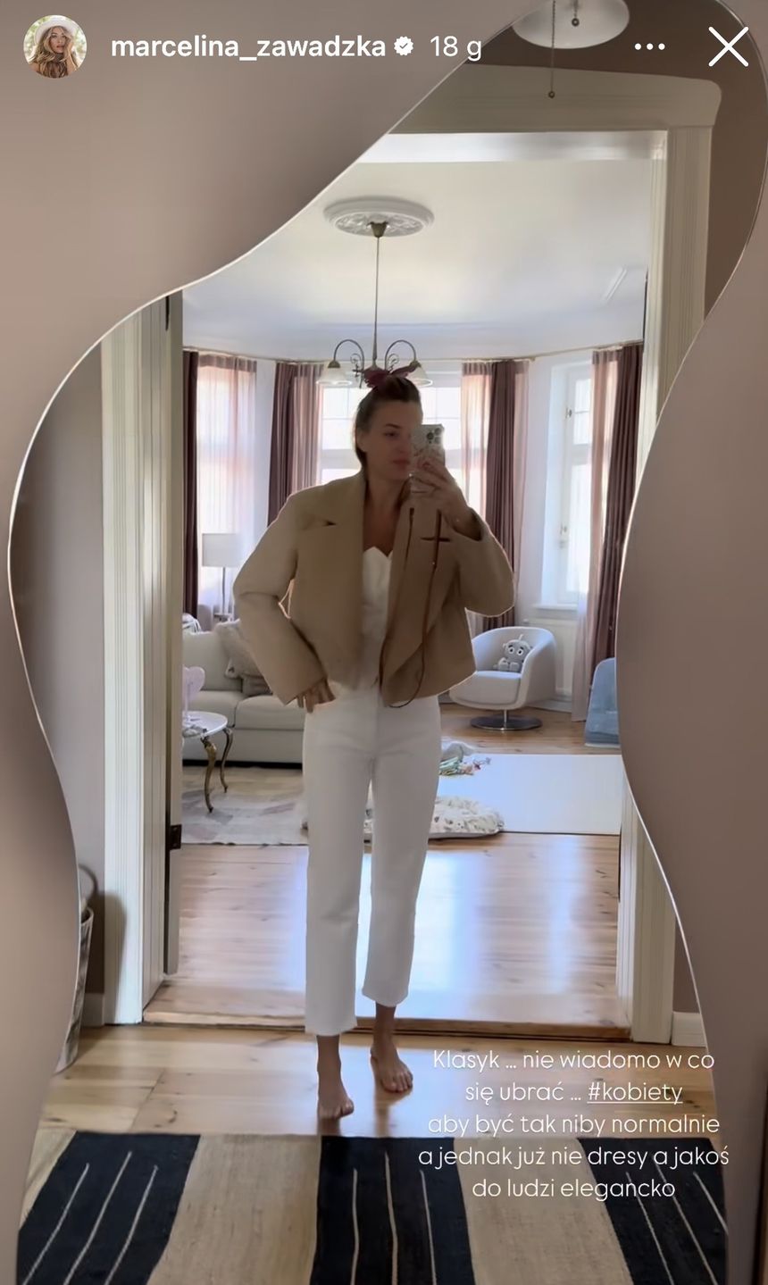 Marcelina Zawadzka w białych spodniach