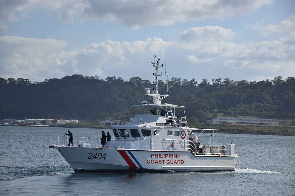 Statek filipińskiej straży przybrzeżnej został zaatakowany przez Chińczyków 
