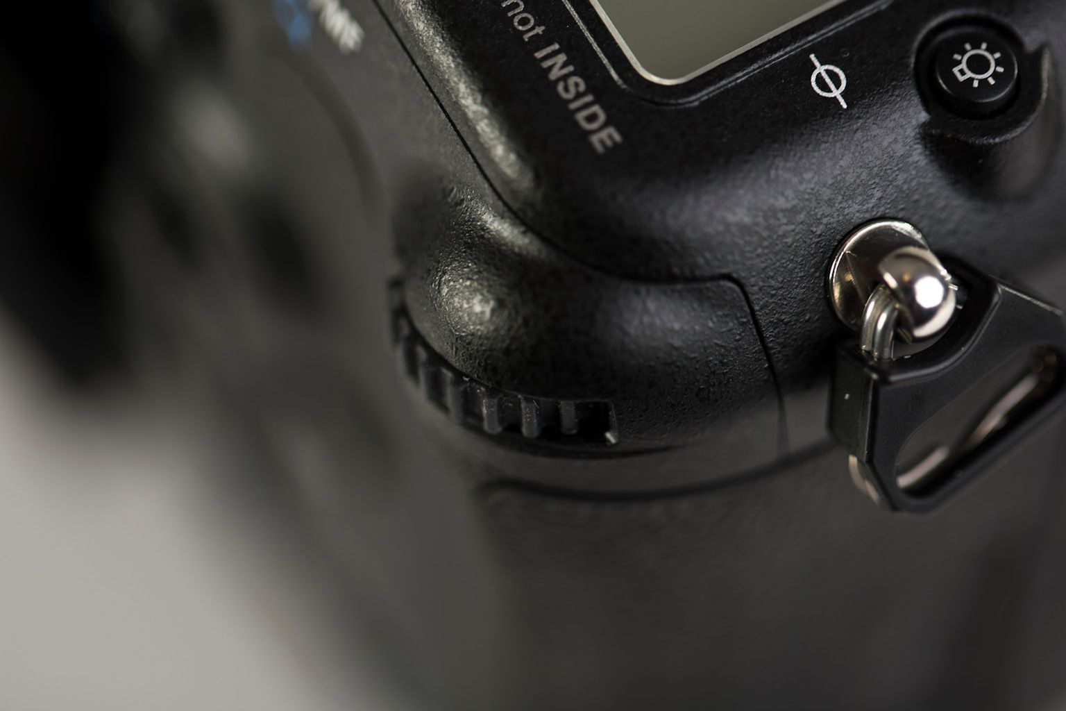 Sony SLT-A99 – pełna klatka, ale niepełna satysfakcja [wideotest] 9