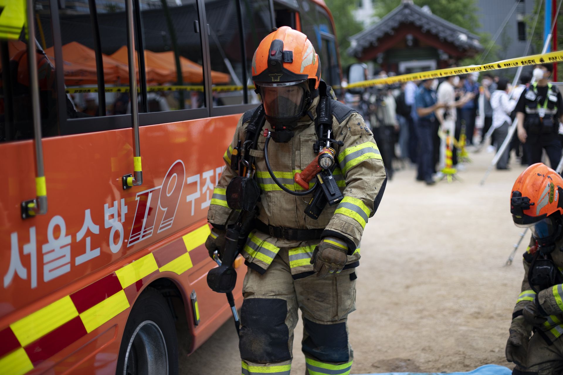 wiadomości,aktualności,WP Wiadomości Pożar pod Seulem. Przyczyną tragedii była walka z karaluchami