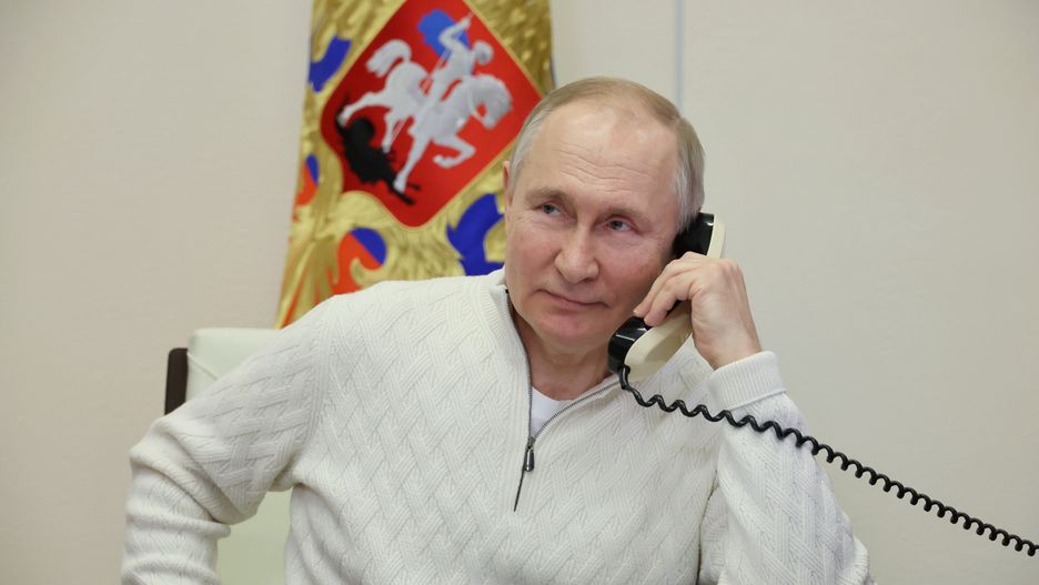 Po decyzji Putina o czasowym zawieszeniu broni, w sprawie pojawiły się liczne komentarze.