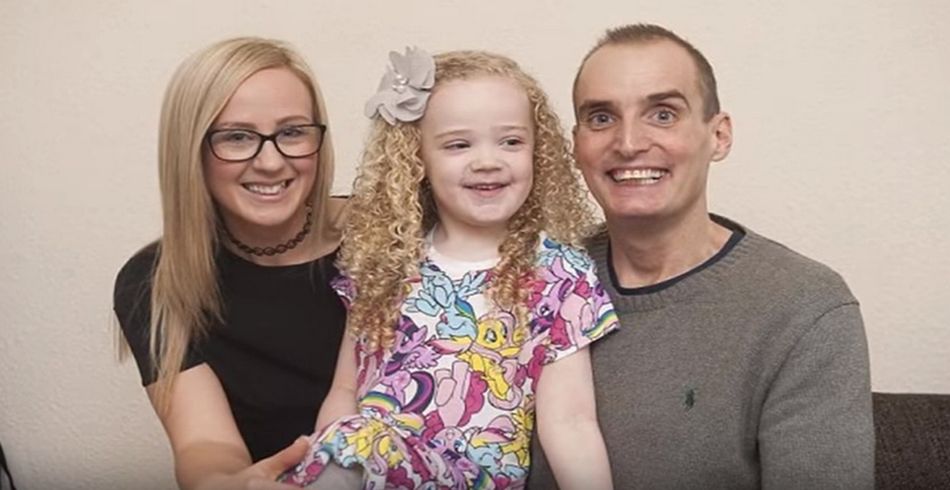 Mężczyzna każdego dnia pił energetyki. Zniszczyły mu wątrobę