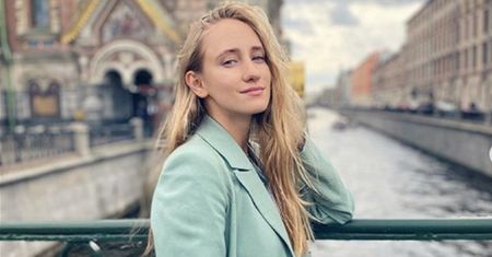 Rosyjska pływaczka w seksownym tańcu. Wideo podbija internet