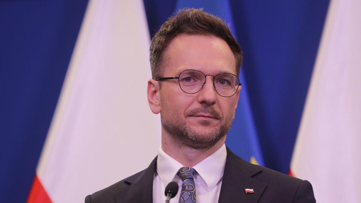 Minister rozwoju Waldemar Buda mówi, że rząd nie planuje zmieniać zasad powszechności korzystania z wakacji kredytowych