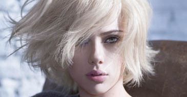 Scarlett znów podobna do Marilyn!