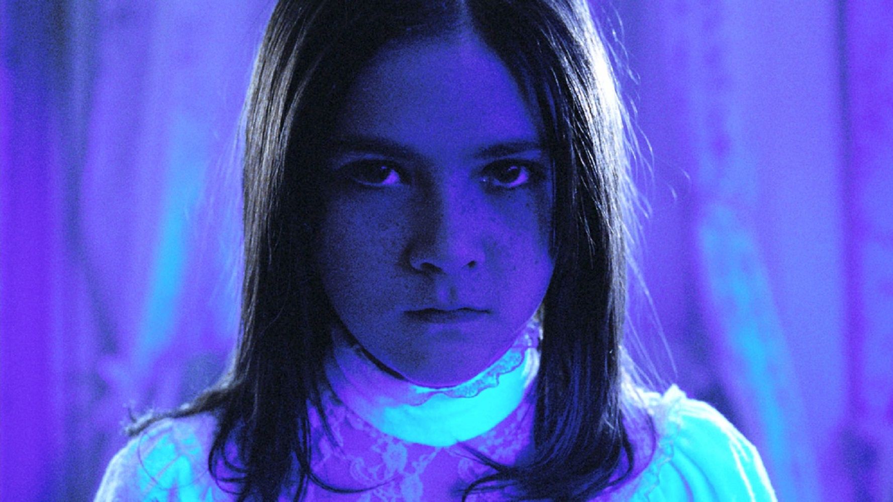 Isabelle Fuhrman jako tytułowa sierota w horrorze z 2009 r.