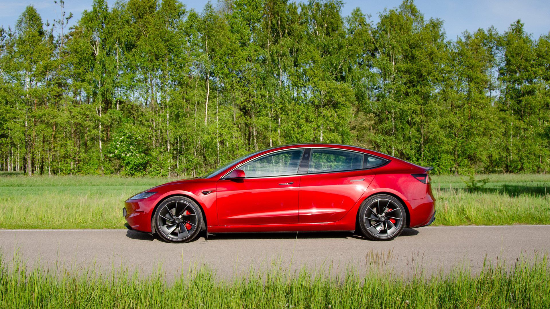 Tesla Model 3 Performance