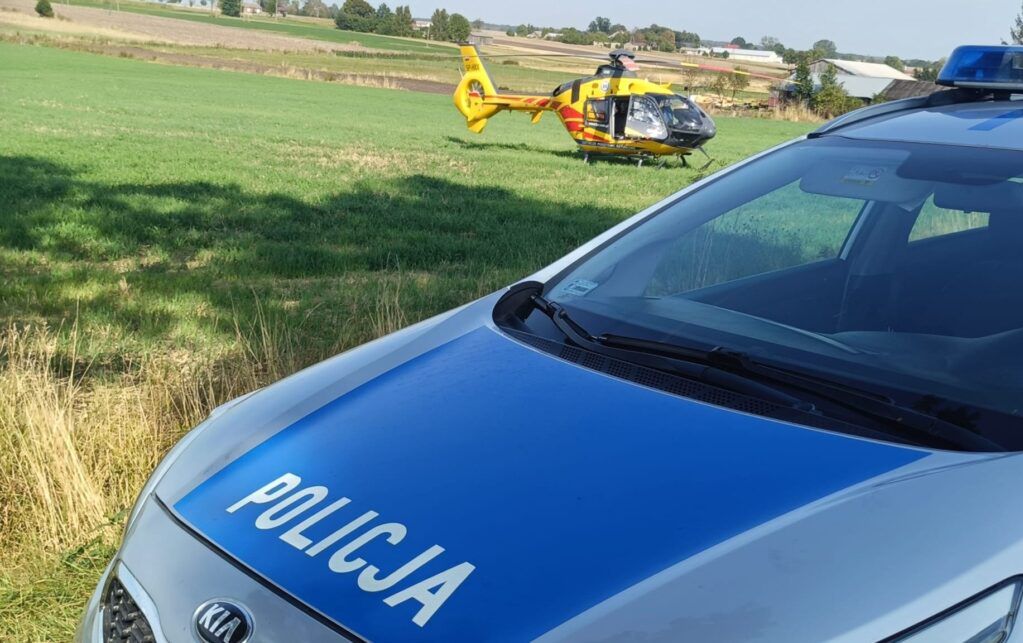 Ostromęczyn: Podczas wyprzedzania uderzył w inne auto i drzewo