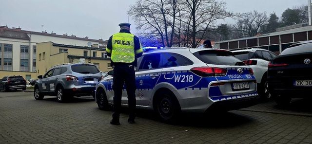 Z kraju: Taksówkarz przewoził pasażerów mając 2,4 promila alkoholu. Został zatrzymany