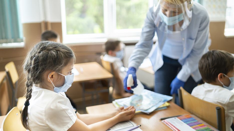 Nauczyciele wykraczają poza wytyczne, które dostali od MEN