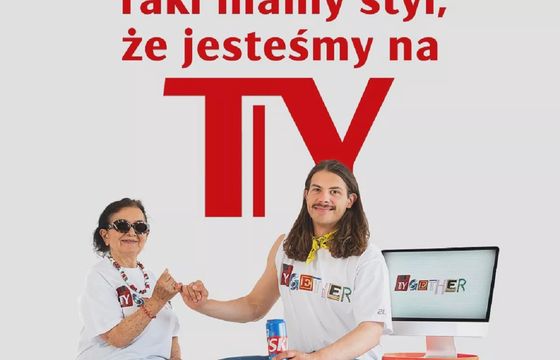 Tyskie rozdaje "międzypokoleniowe" koszulki