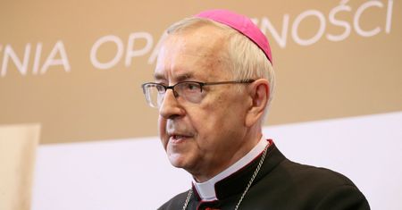 Dzień Wszystkich Świętych. Arcybiskup Gądecki apeluje do wiernych