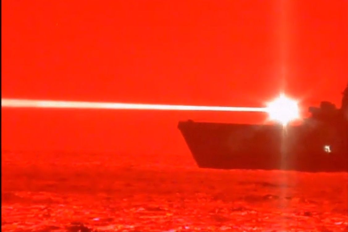 Tests of American laser weapons; illustrative photo