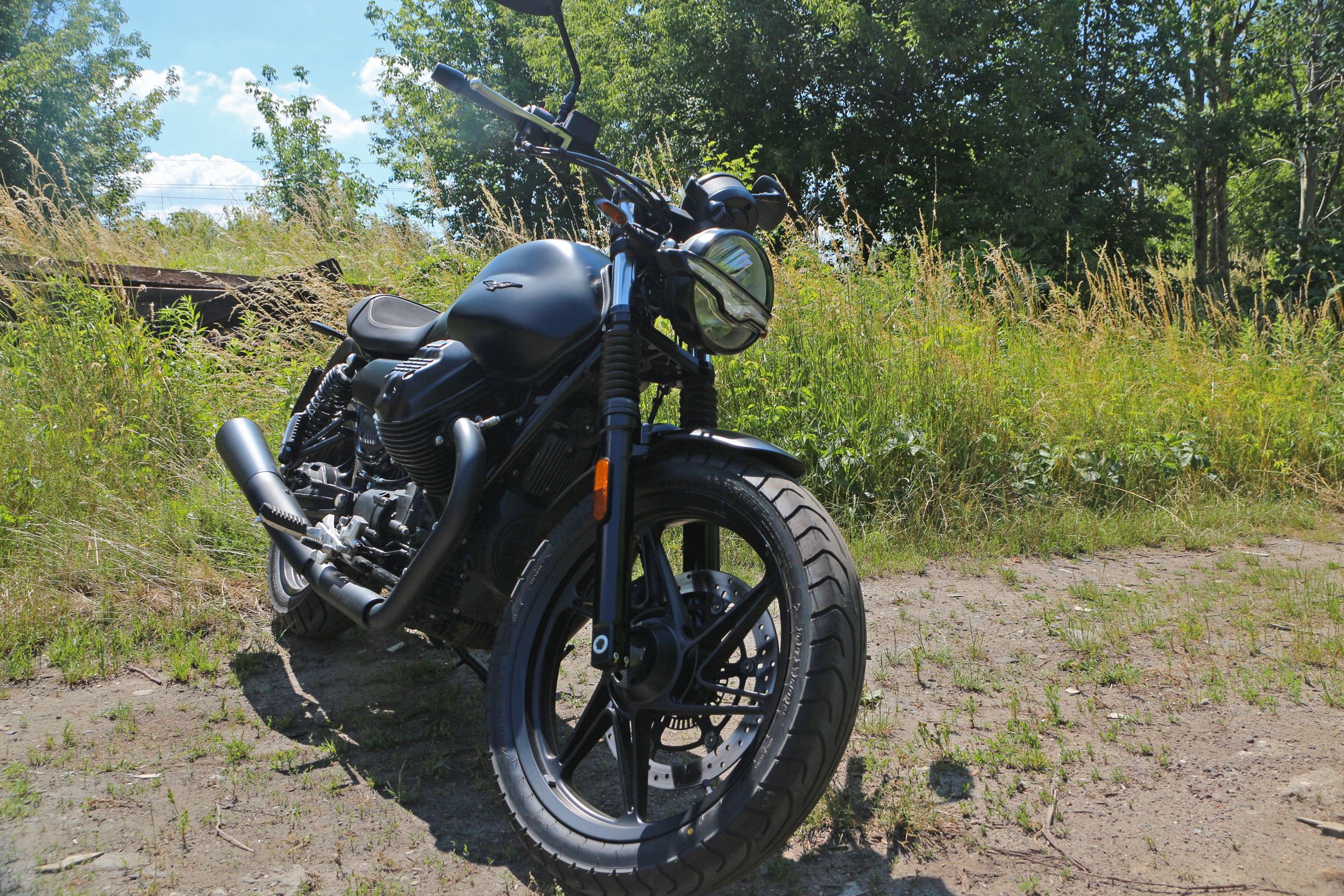 Moto Guzzi V7 Stone