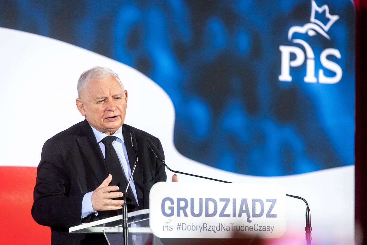 PiS wykorzystał konwencję PO. "Prawdziwy program"