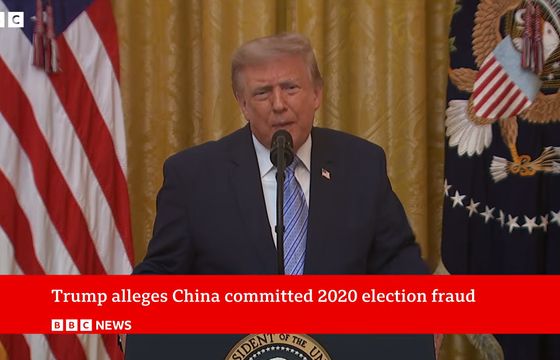 Donald Trump wycofuje część pozwu przeciwko BBC. Spór o 10 mld dolarów trwa dalej