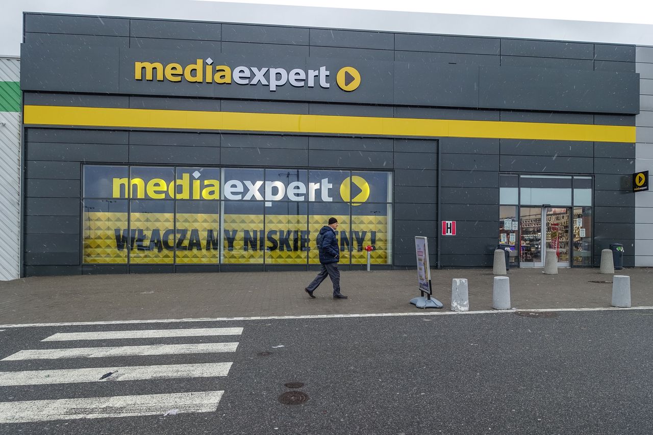 Oto hity z Media Expert za złotówkę. Na liście odkurzacz piorący
