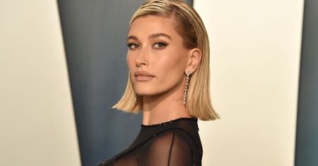 Hailey Bieber w bikini. Wygląda zniewalająco
