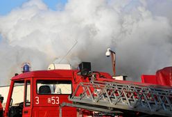 Warszawa. Zapaliła się hala na Bielanach. W akcji dwanaście wozów