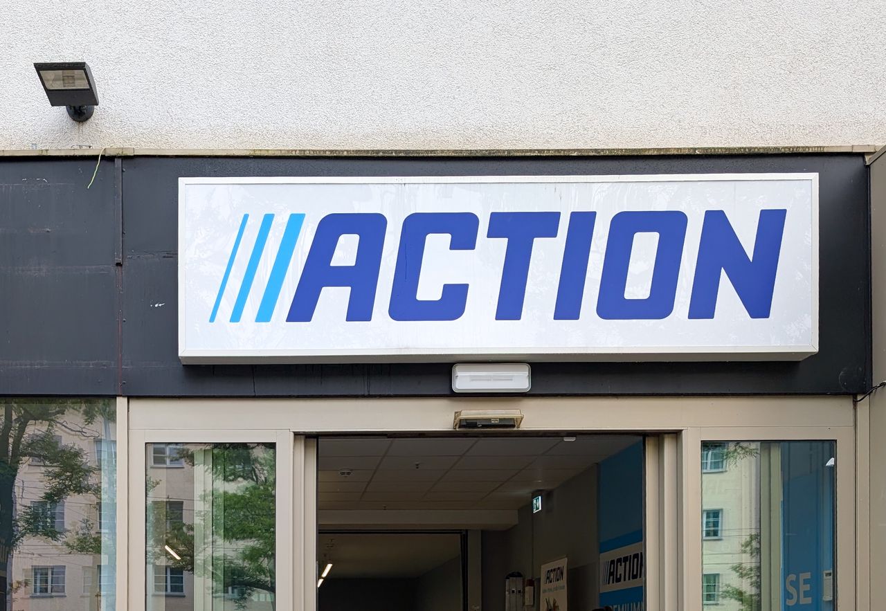 Mop parowy 30 zł taniej w Action. Taka cena tylko do 17 marca