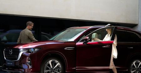 Mazda CX-80 – stylowy i bezpieczny SUV klasy biznes