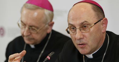 Najnowszy sondaż. Co z polskim Episkopatem? Opinia Polaków