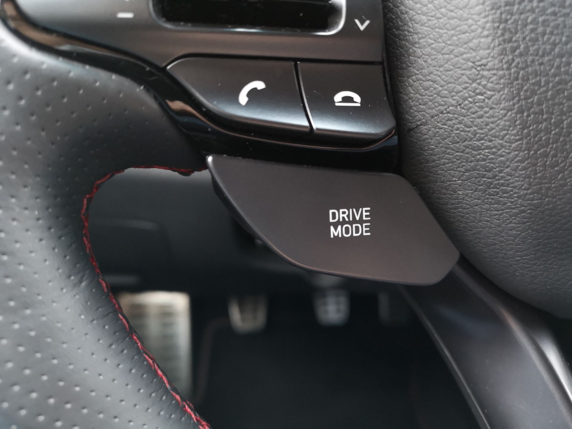 Hyundai i30 Fastback N: Programowa konfiguracja ustawień auta 4