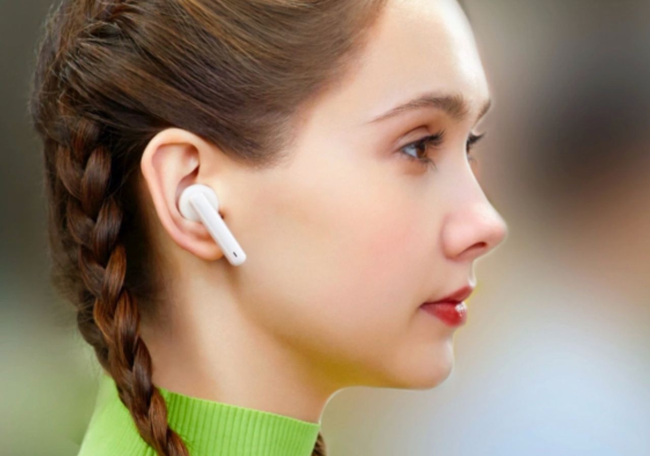 Aktywna redukcja szumów na każdą kieszeń. Huawei FreeBuds 4i już w Polsce