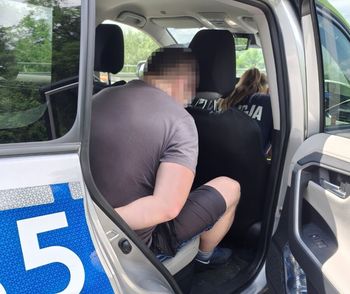 Jechał Audi zygzakiem. Świadkowie zabrali kierowcy kluczyki