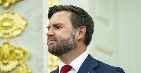 Podnieśli poziom rzeki dla wiceprezydenta USA. Powód zaskakuje