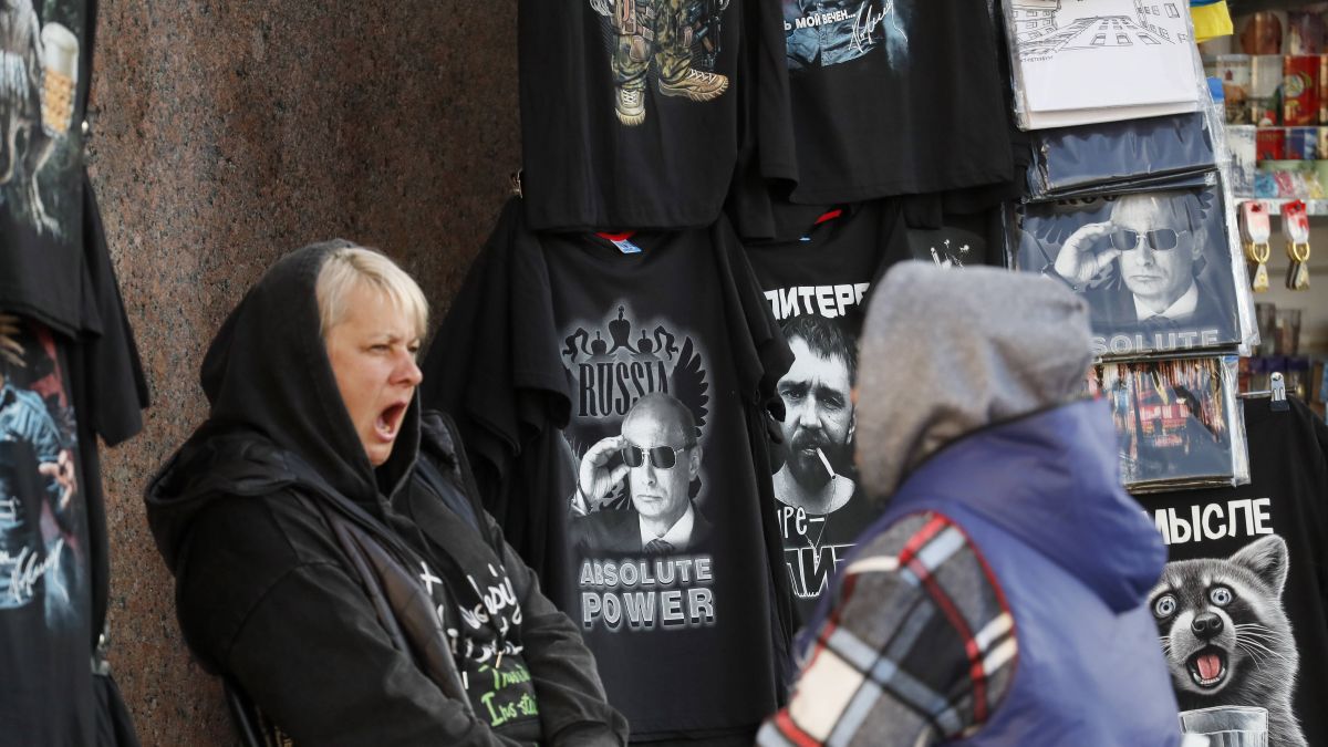 W rosyjskich szkołach nasiliła się indoktrynacja - przestrzegają Brytyjczycy