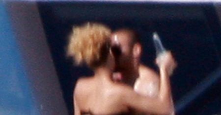 Rihanna CAŁUJE NOWEGO CHŁOPAKA!