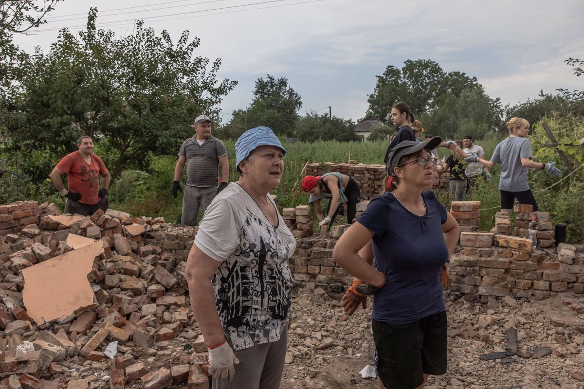 Rząd Ukrainy rozpoczyna masową ewakuację mieszkańców zagrożonych terenów