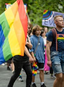 Rząd Węgier zakazuje parady równości. Wszystko dla dobra dzieci?