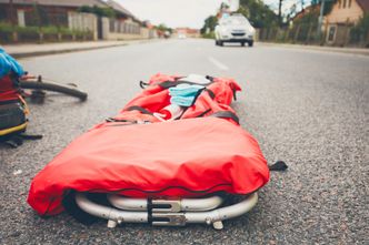 Rodzinna tragedia przez pijanego kierowcę. Zginęli rodzice. Skarbówka chce odsetek od odszkodowania