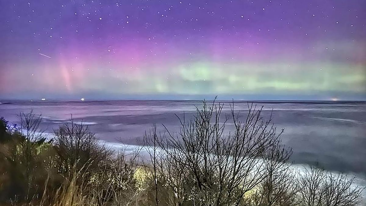 Zorza polarna w Chłapowie koło Władysławowa.