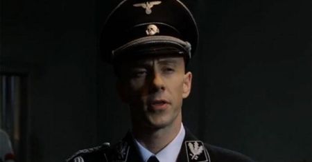 Nergal w hitlerowskim mundurze!
