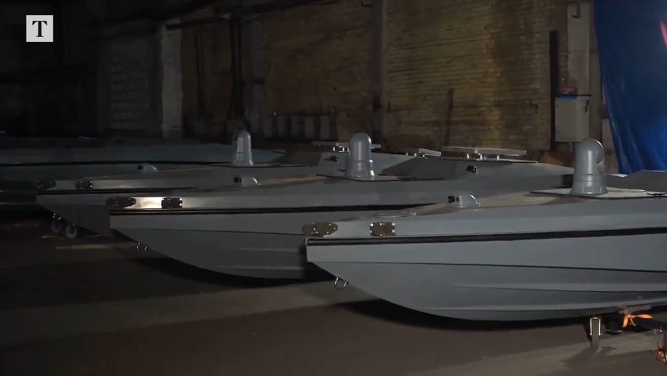 Magazyn zawierający ukończone drony nawodne Magura V5.