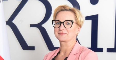 Wiceszefowa KRRiT zmieniła stanowisko. Pobiera podwójną pensję