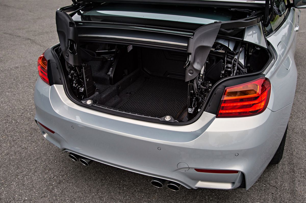 Ogromna galeria zdjęć z kabrioletem BMW M4 96