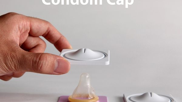 Dobrze założona prezerwatywa to podstawa. Jak to zrobić? 1