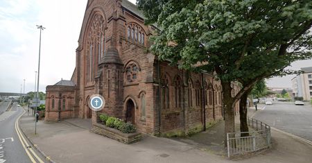 Glasgow: to tam przed laty zamordowano Polkę. Zamkną zabytkowy kościół