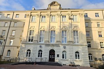 Siedmiu lekarzy-milionerów w Szpitalu Wojskowym w Lublinie. MON odpowiada na publikację Onetu