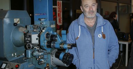 Był mężem Błęckiej-Kolskiej. Jego siostra zmarła na korytarzu wytwórni filmowej