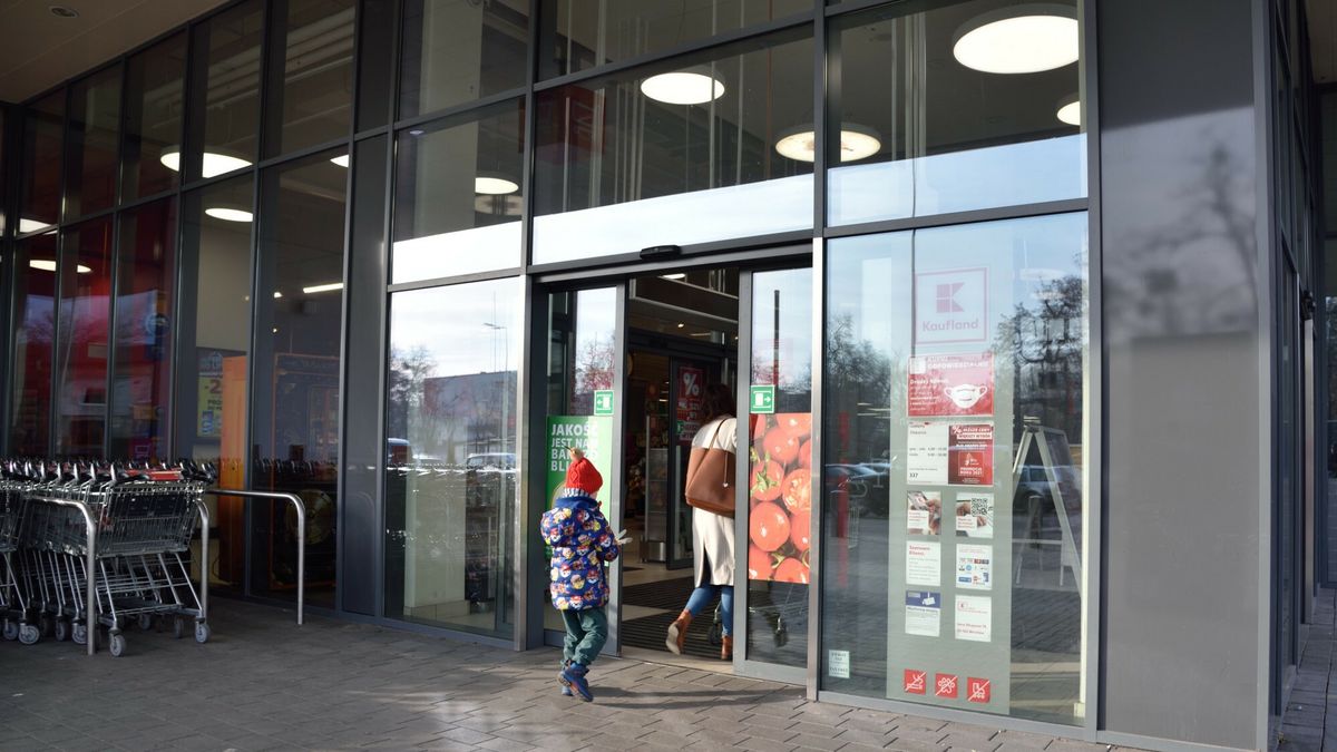 W niedzielę 28 sierpnia nie obowiązuje zakaz handlu i sklepy mogą być otwarte 